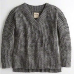 Women’s Hollister oversized V-Neck waffle sweater